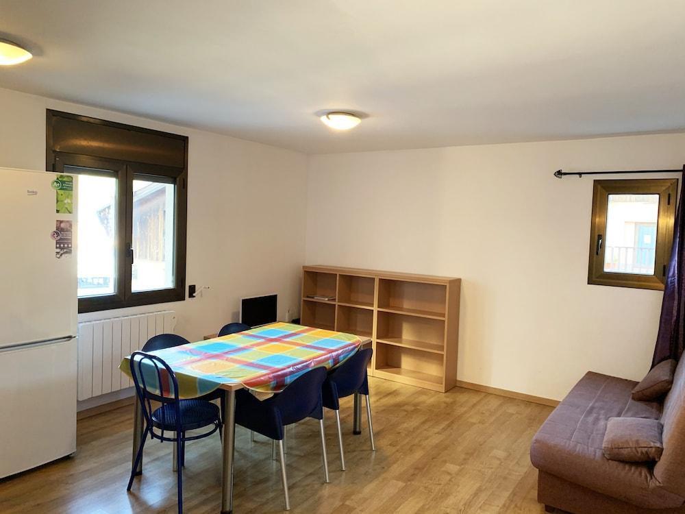 Apartamentos Pantebre 3000 帕斯底拉卡萨 外观 照片