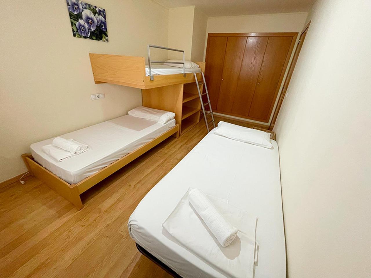Apartamentos Pantebre 3000 帕斯底拉卡萨 外观 照片
