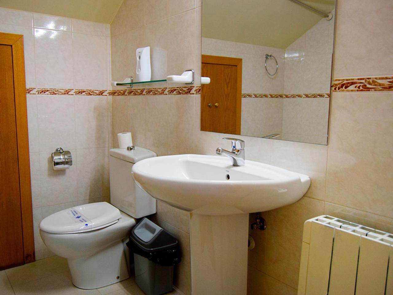 Apartamentos Pantebre 3000 帕斯底拉卡萨 外观 照片