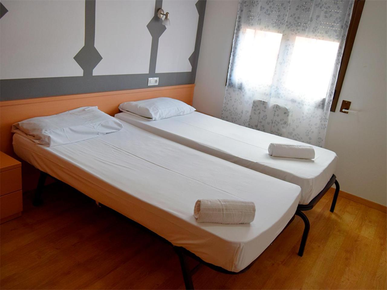 Apartamentos Pantebre 3000 帕斯底拉卡萨 外观 照片