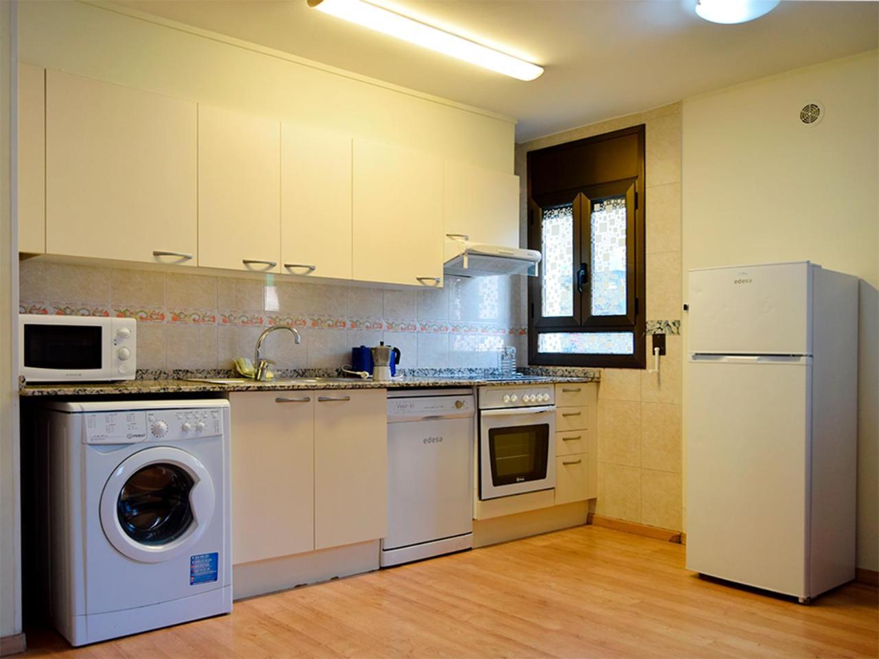 Apartamentos Pantebre 3000 帕斯底拉卡萨 外观 照片