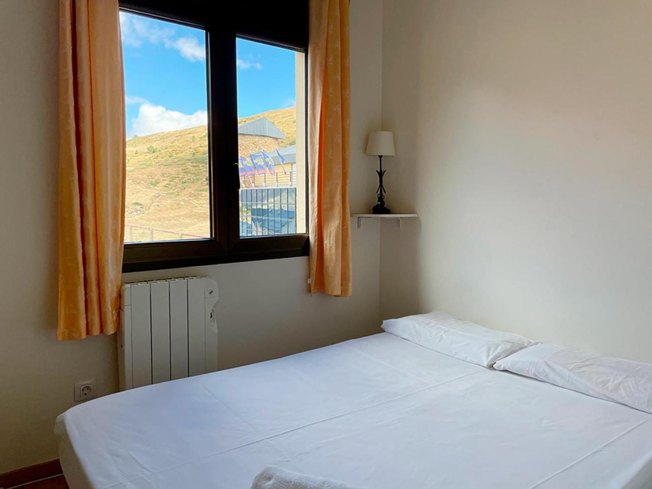 Apartamentos Pantebre 3000 帕斯底拉卡萨 外观 照片