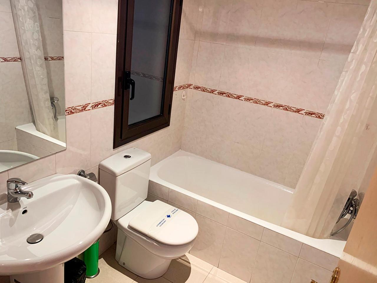 Apartamentos Pantebre 3000 帕斯底拉卡萨 外观 照片